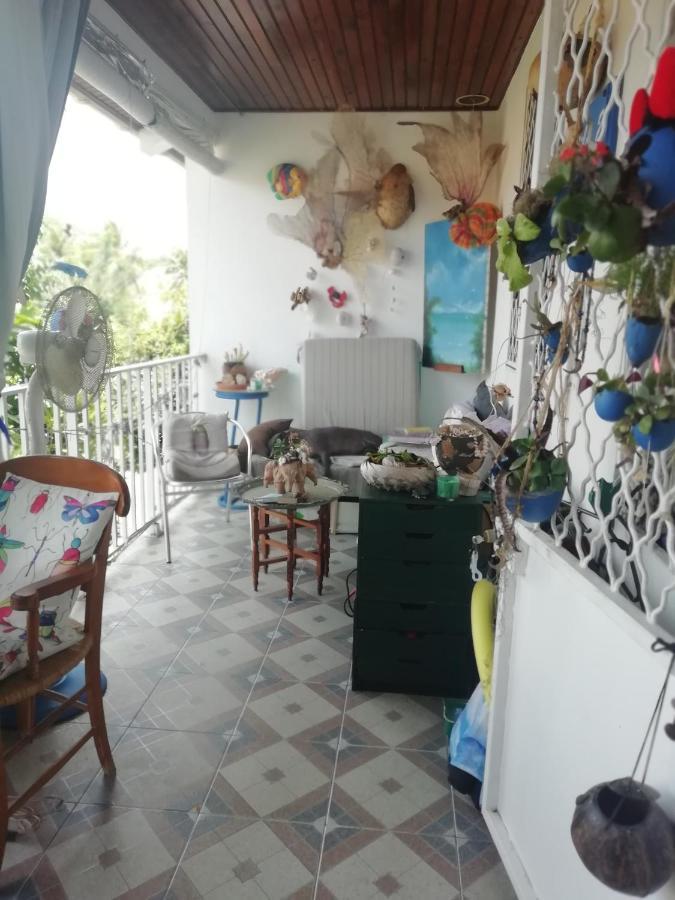 Chambre D'Hote La Calebasse Sainte-Anne Exterior foto